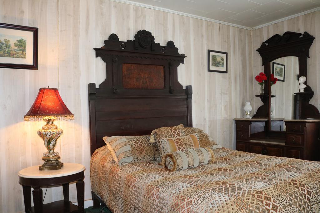 Colonial Inn Pine Hill Εξωτερικό φωτογραφία